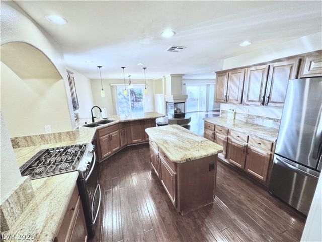 10919 Pentland Downs Street, Las Vegas, NV 89141