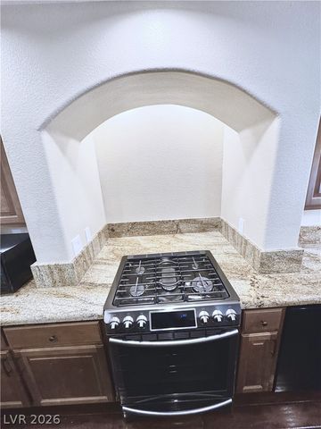 10919 Pentland Downs Street, Las Vegas, NV 89141
