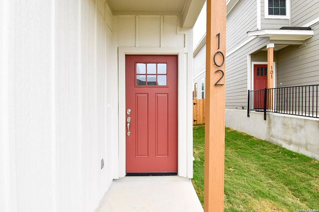10211 Tulipwood Run Unit 102, San Antonio, TX 78252