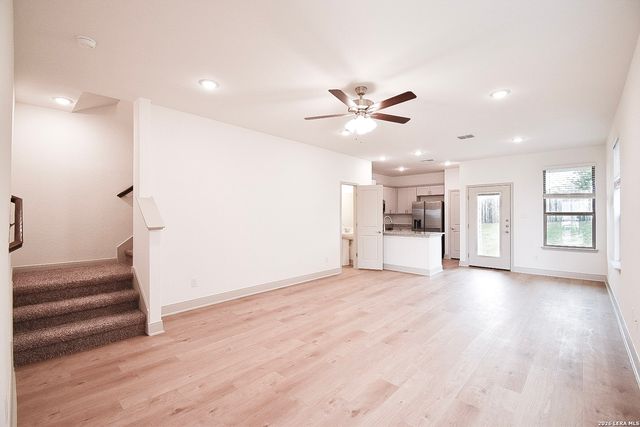10211 Tulipwood Run Unit 102, San Antonio, TX 78252
