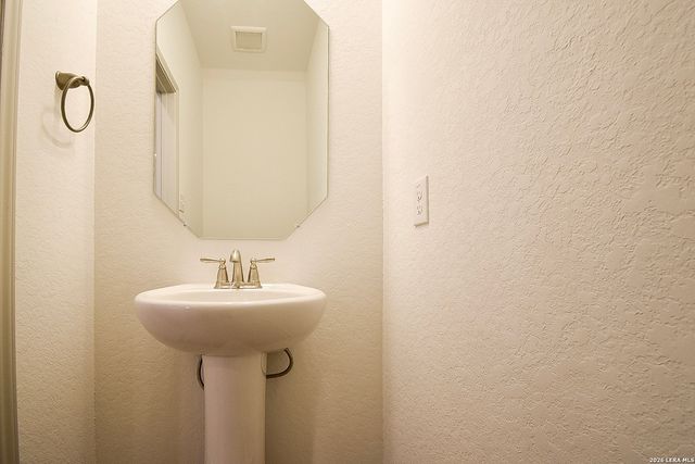 10211 Tulipwood Run Unit 102, San Antonio, TX 78252