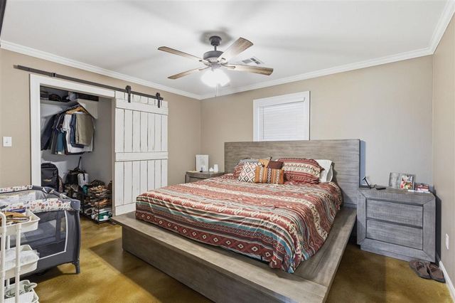 143 Pierce Ln, Hackberry, LA 70645