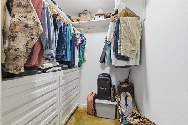 143 Pierce Ln, Hackberry, LA 70645