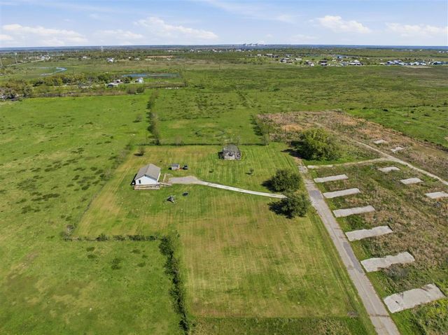 143 Pierce Ln, Hackberry, LA 70645