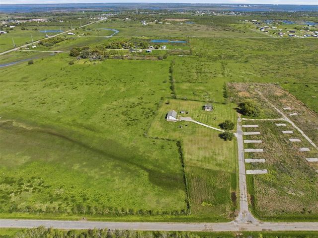 143 Pierce Ln, Hackberry, LA 70645