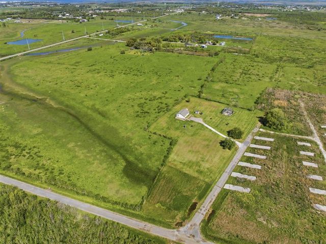 143 Pierce Ln, Hackberry, LA 70645