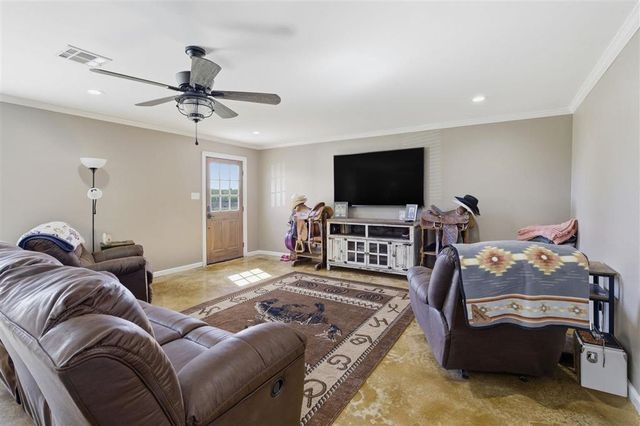 143 Pierce Ln, Hackberry, LA 70645