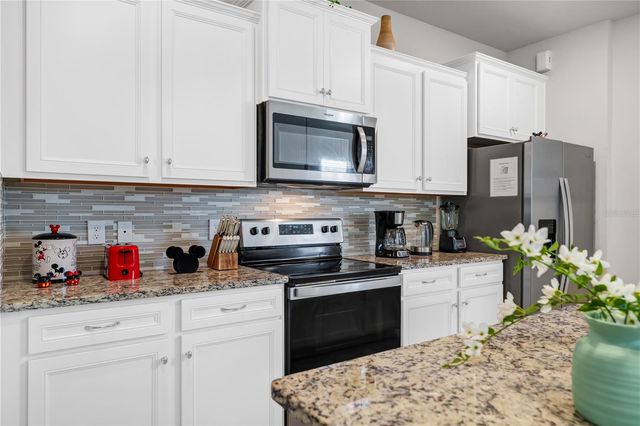 3883 LANA AVENUE, Davenport, FL 33897