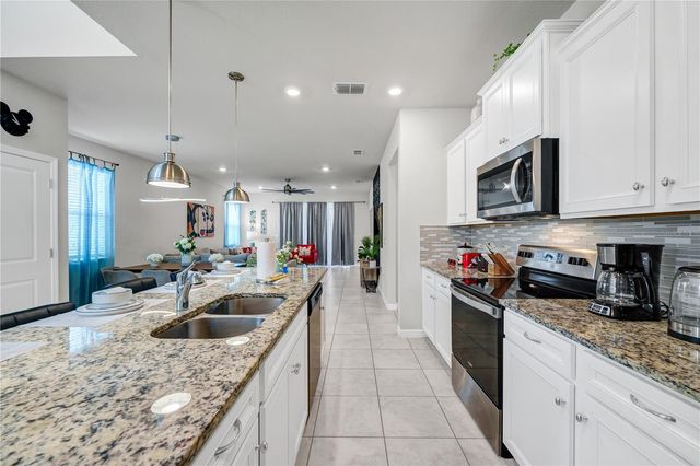 3883 LANA AVENUE, Davenport, FL 33897