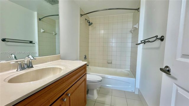900 SW 8th Street 1501, Miami, FL 33130