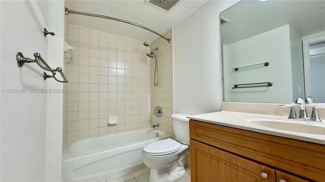 900 SW 8th Street 1501, Miami, FL 33130