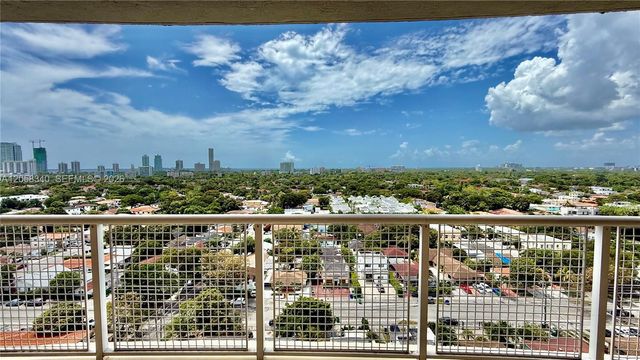 900 SW 8th Street 1501, Miami, FL 33130
