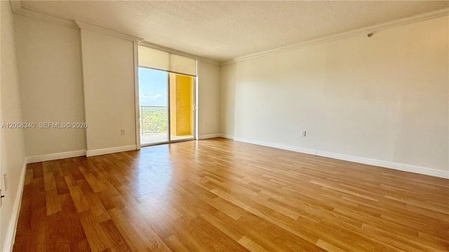 900 SW 8th Street 1501, Miami, FL 33130