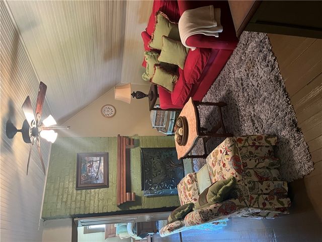 1100 Maple, Calvert, TX 77837