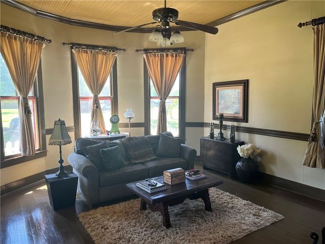 1100 Maple, Calvert, TX 77837