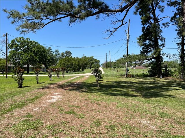 1100 Maple, Calvert, TX 77837