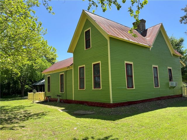 1100 Maple, Calvert, TX 77837