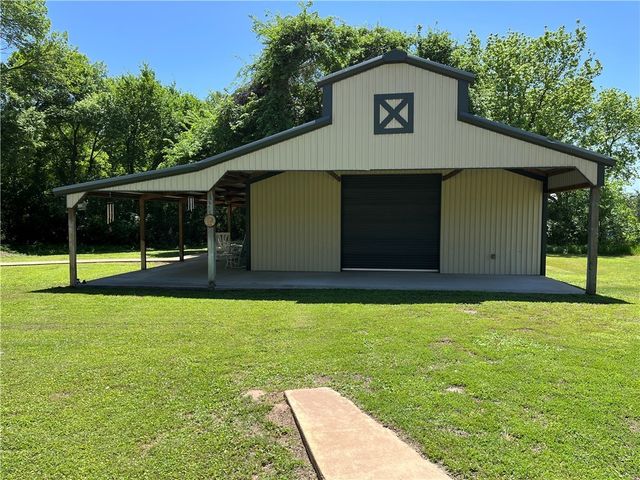 1100 Maple, Calvert, TX 77837