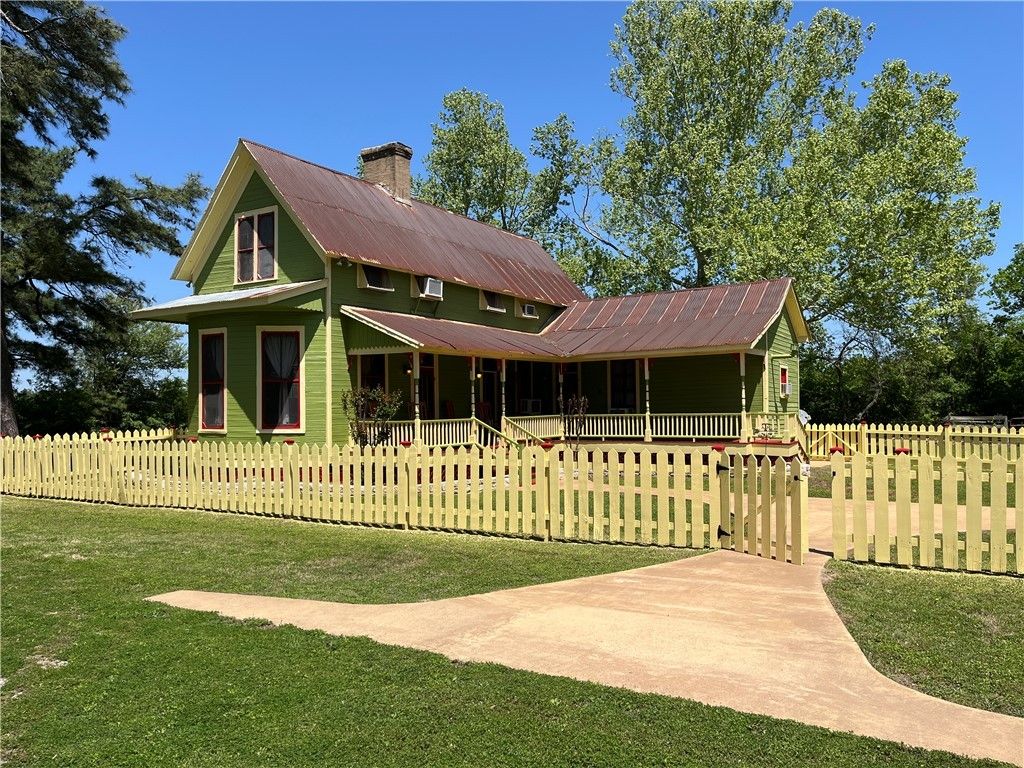 1100 Maple, Calvert, TX 77837