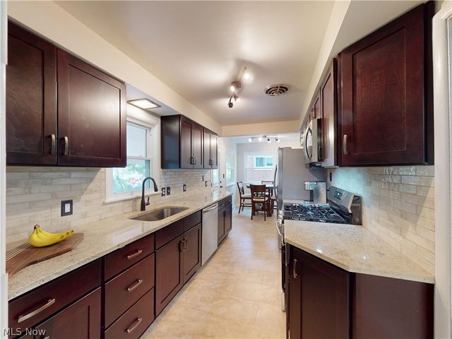 1791 Kapel Drive, Euclid, OH 44117