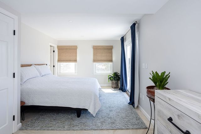 8 Key Court, Newport, RI 02840