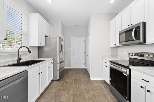 5112 Mabe Drive, Holly Springs, NC 27540