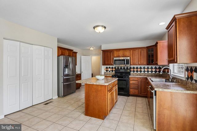 518 STONEY RUN RD, Spring City, PA 19475
