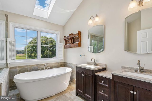518 STONEY RUN RD, Spring City, PA 19475
