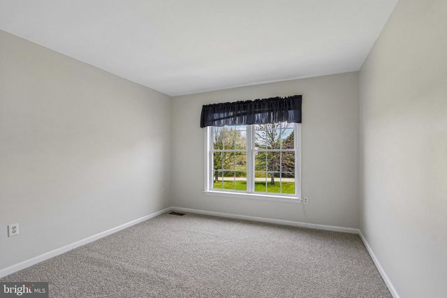 518 STONEY RUN RD, Spring City, PA 19475