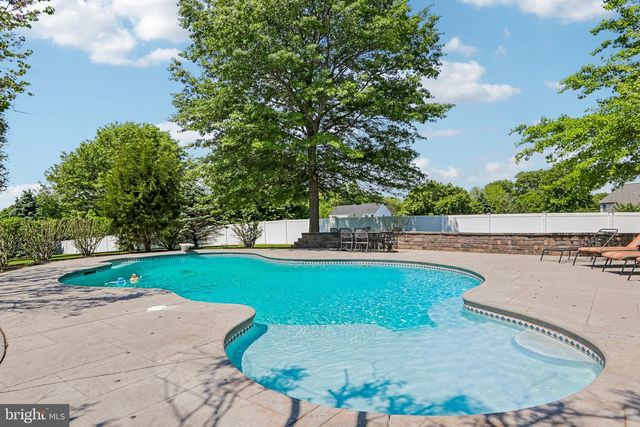 518 STONEY RUN RD, Spring City, PA 19475