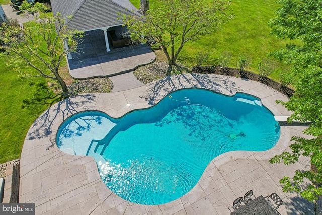 518 STONEY RUN RD, Spring City, PA 19475