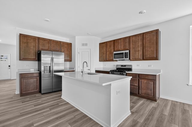 565 Arye Drive, Elgin, IL 60124