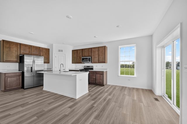 565 Arye Drive, Elgin, IL 60124