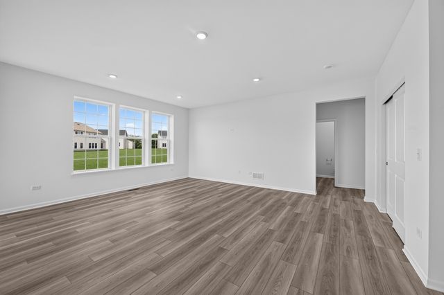 565 Arye Drive, Elgin, IL 60124