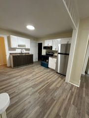 42 Spring Street 2nd Fl, New London, CT 06320