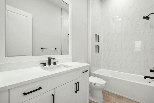 110 SE Via Verona, Port St. Lucie, Port St Lucie, FL 34984