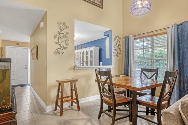 949 Honeytree Lane A, Wellington, FL 33414
