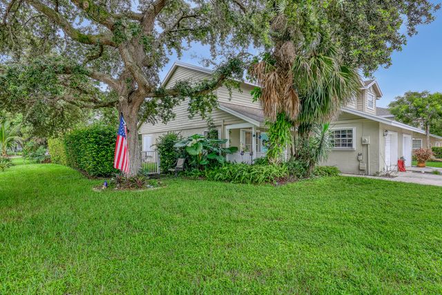 949 Honeytree Lane A, Wellington, FL 33414