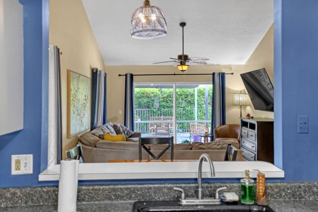 949 Honeytree Lane A, Wellington, FL 33414