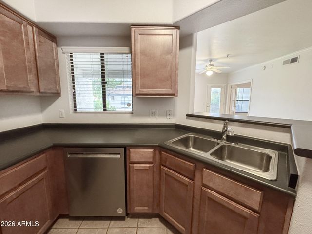 15095 N THOMPSON PEAK Parkway 2003, Scottsdale, AZ 85260