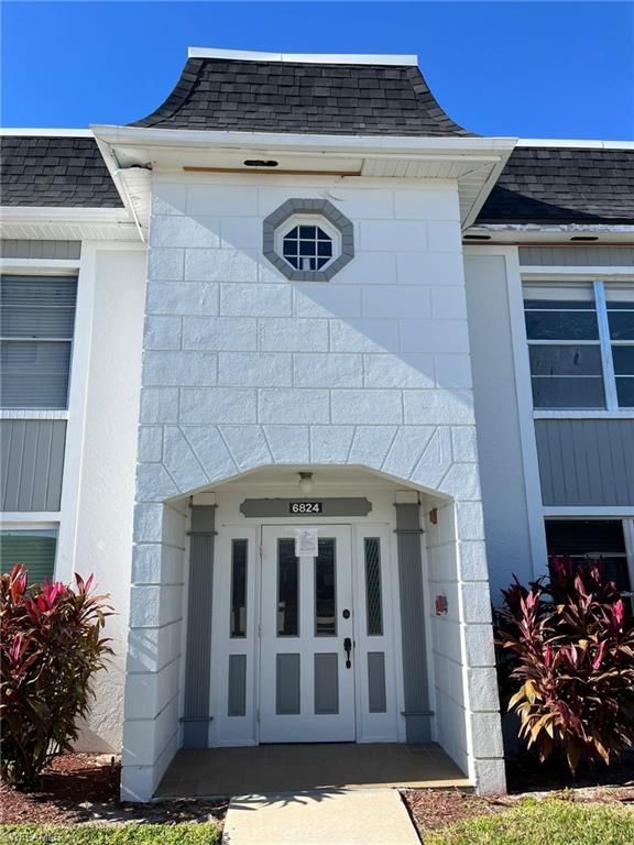 6824 Sandtrap DR 4, FORT MYERS, FL 33919 — exterior