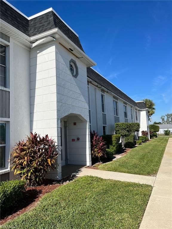 6824 Sandtrap DR 4, FORT MYERS, FL 33919 — photo 2