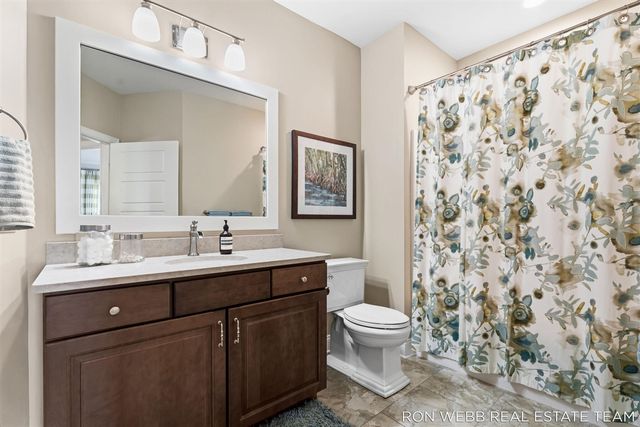 195 Janes View Drive, Holland, MI 49424