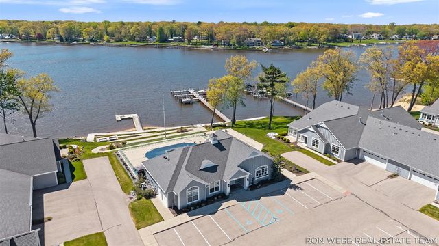 195 Janes View Drive, Holland, MI 49424