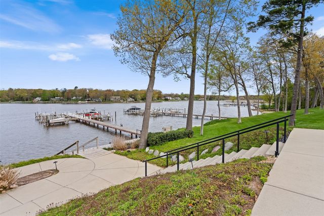 195 Janes View Drive, Holland, MI 49424