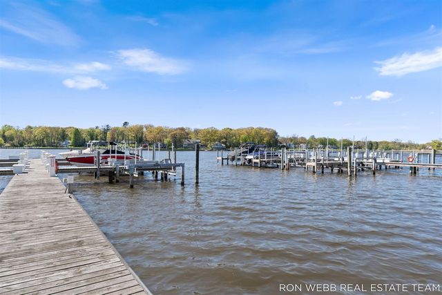 195 Janes View Drive, Holland, MI 49424
