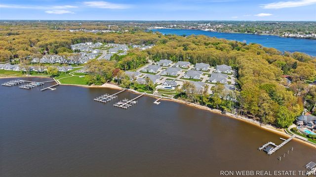 195 Janes View Drive, Holland, MI 49424