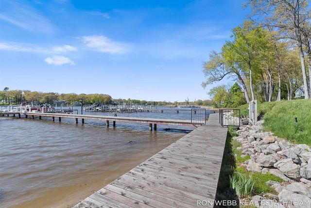 195 Janes View Drive, Holland, MI 49424