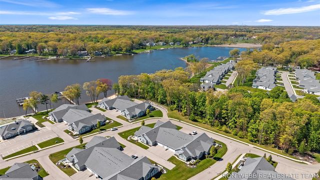 195 Janes View Drive, Holland, MI 49424