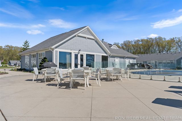 195 Janes View Drive, Holland, MI 49424